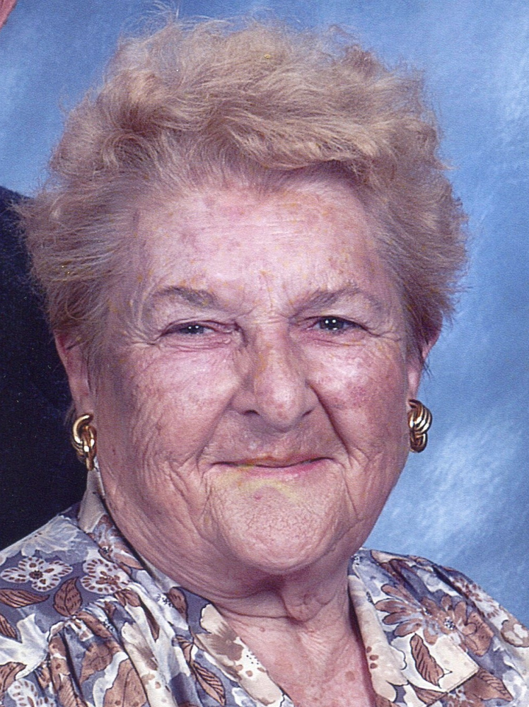 Obituary Of Nancy J Howe J A Mccormack Sons Funeral Home Locate